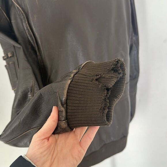 Vintage Wilson’s Leather Brown Leather 70s Flight Bomber - Picture 7 of 10